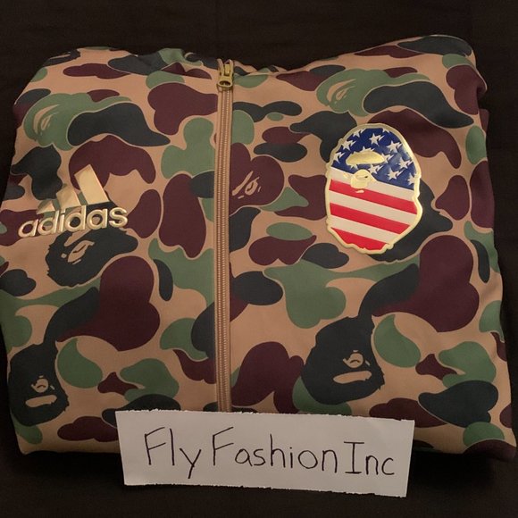 Bape x Adidas Shark Hoodie Limited Edition - Picture 8 of 8